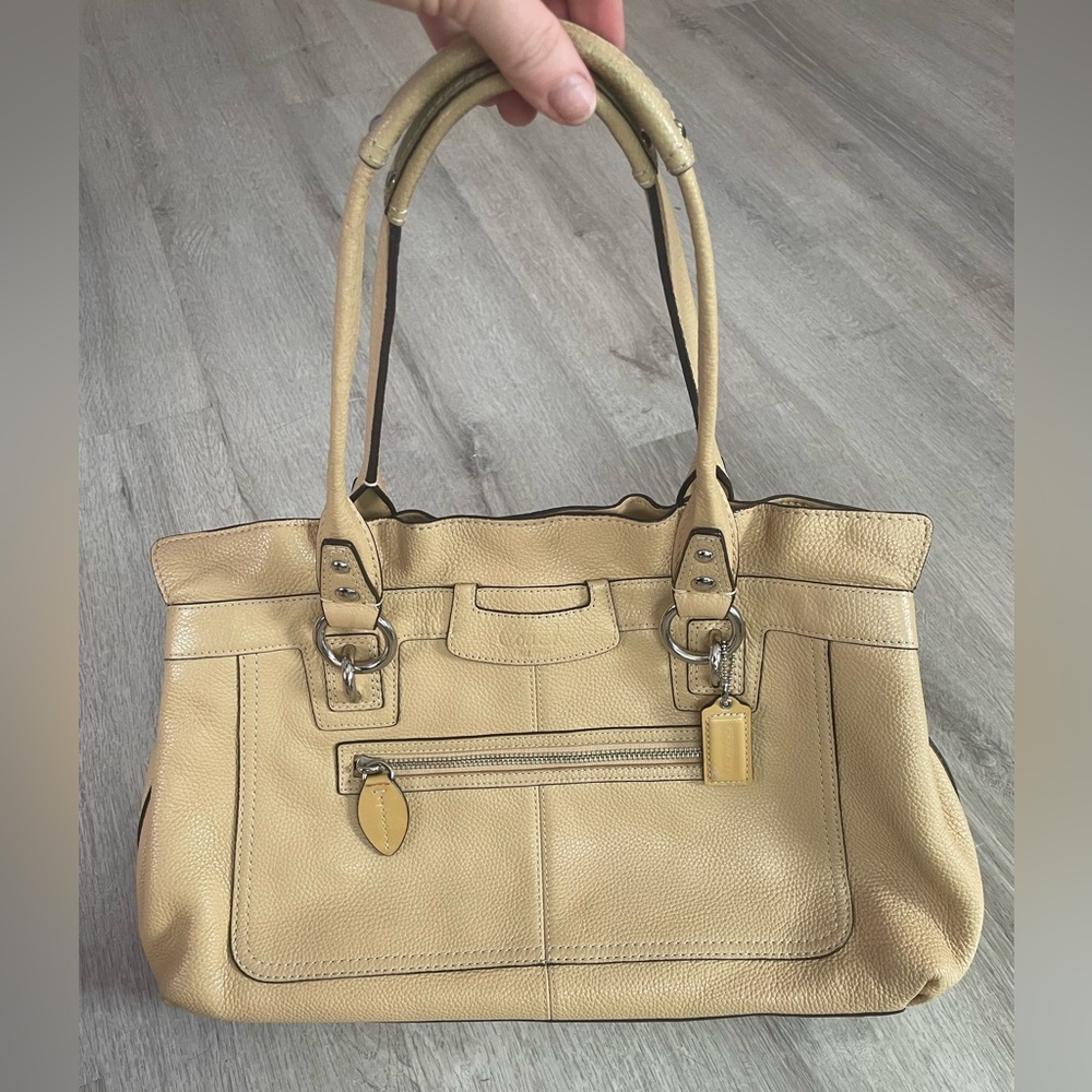 Coach Penelope Shoulder Bag Tan Pebbled Leather
